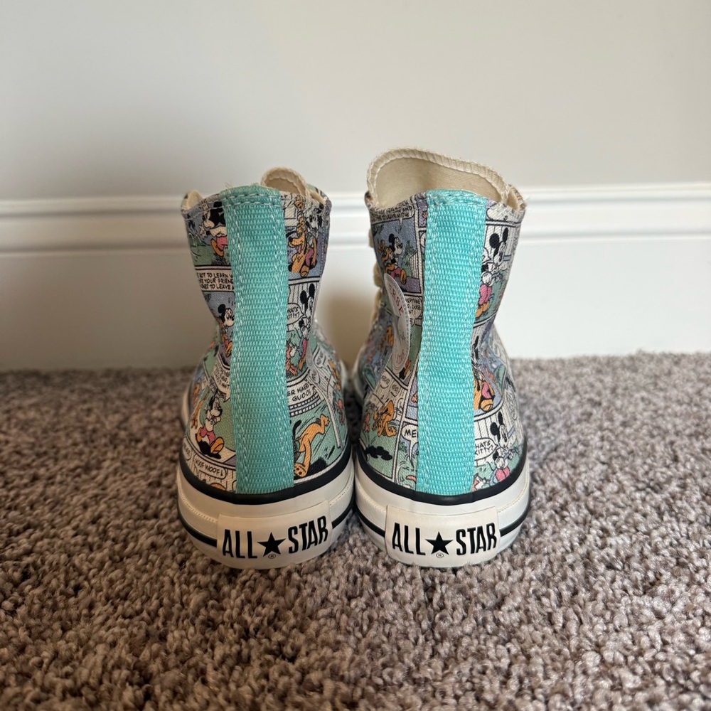 NWOT Limited Edition Disney Comic Converse - Picture 4 of 9
